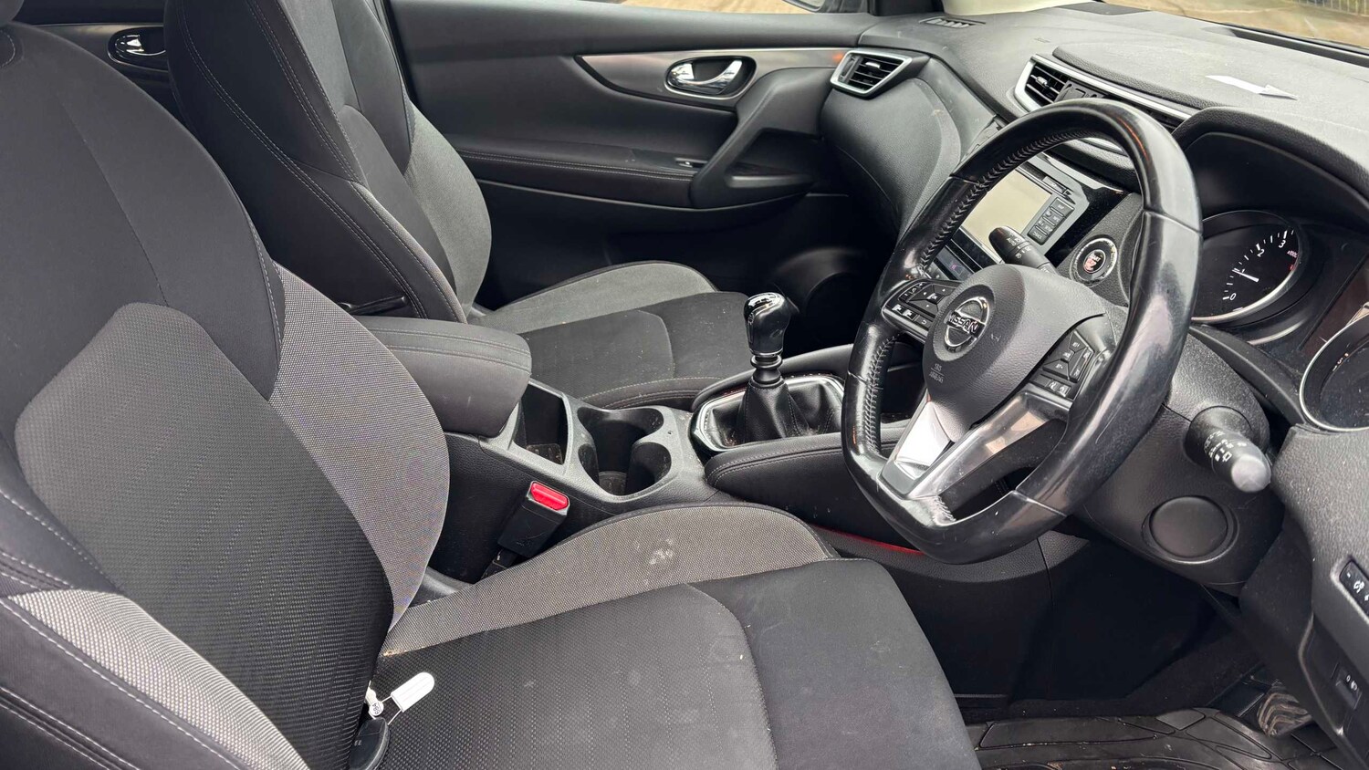 Used Nissan Qashqai 2017 for sale - 77333775: Photo 7