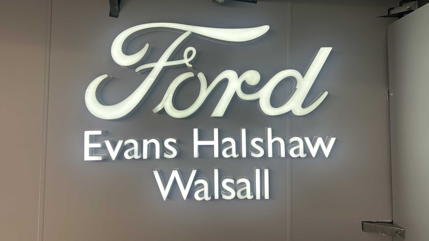 Used Ford Kuga 2025 for sale - 76692169: Photo 30