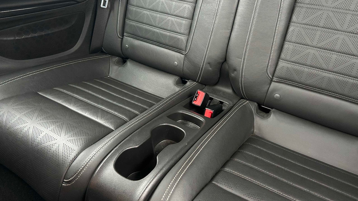 Used Vauxhall Cascada 2016 for sale - 77674748: Photo 18