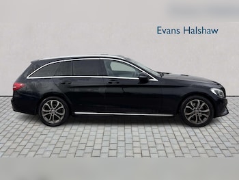 Used Mercedes-Benz C Class 2018 for sale - 77601345: Photo