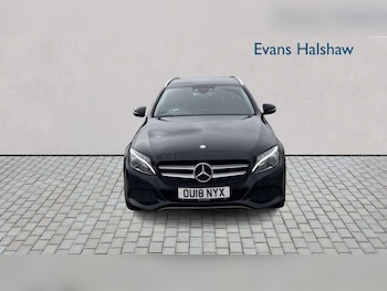 Used Mercedes-Benz C Class 2018 for sale - 77601345: Photo