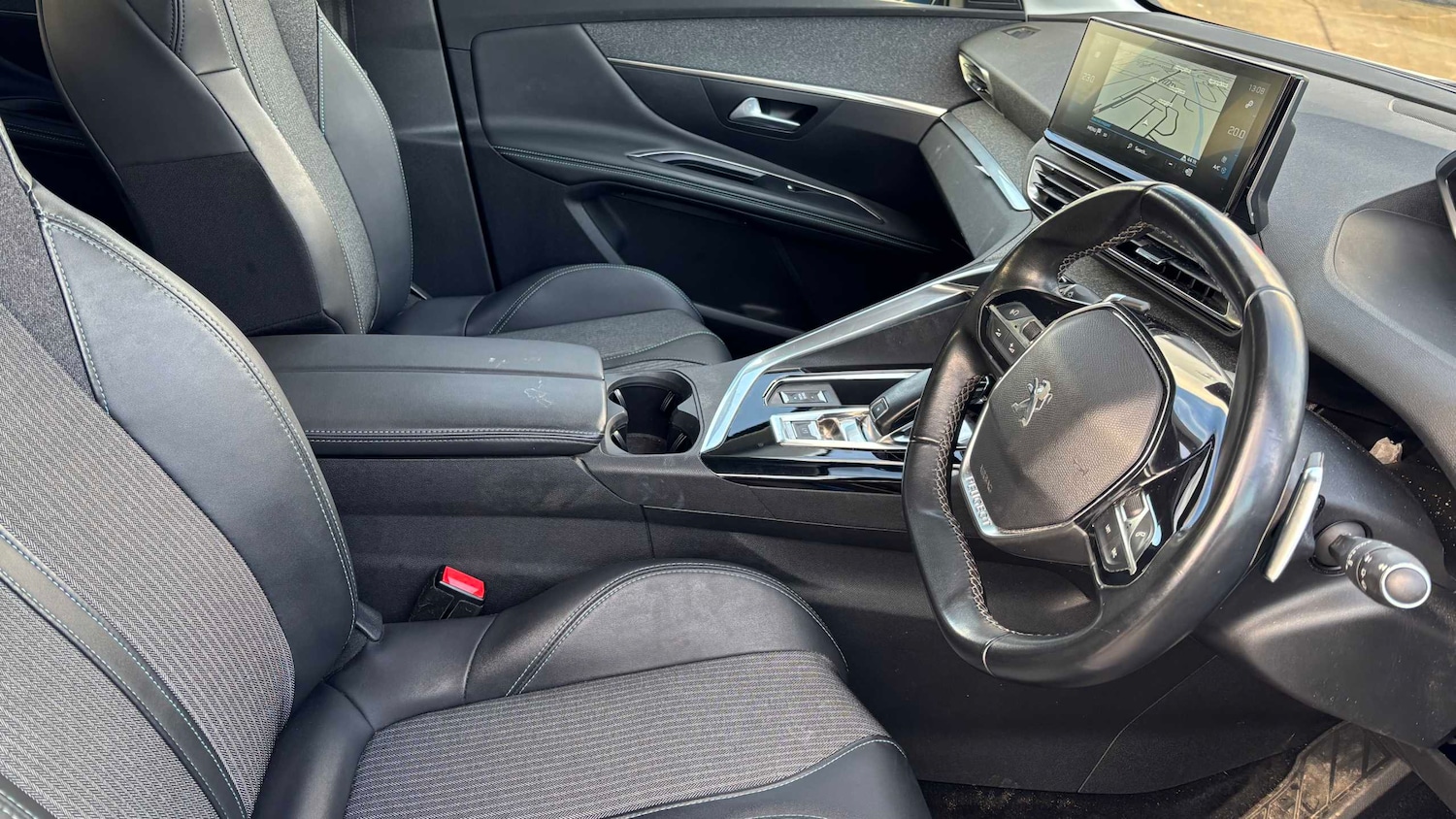 Used Peugeot 3008 2022 for sale - 76967897: Photo 7