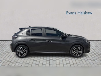 Used Peugeot 208 2023 for sale - 79260441: Photo