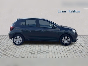 Used Dacia Sandero 2018 for sale - 79390691: Photo