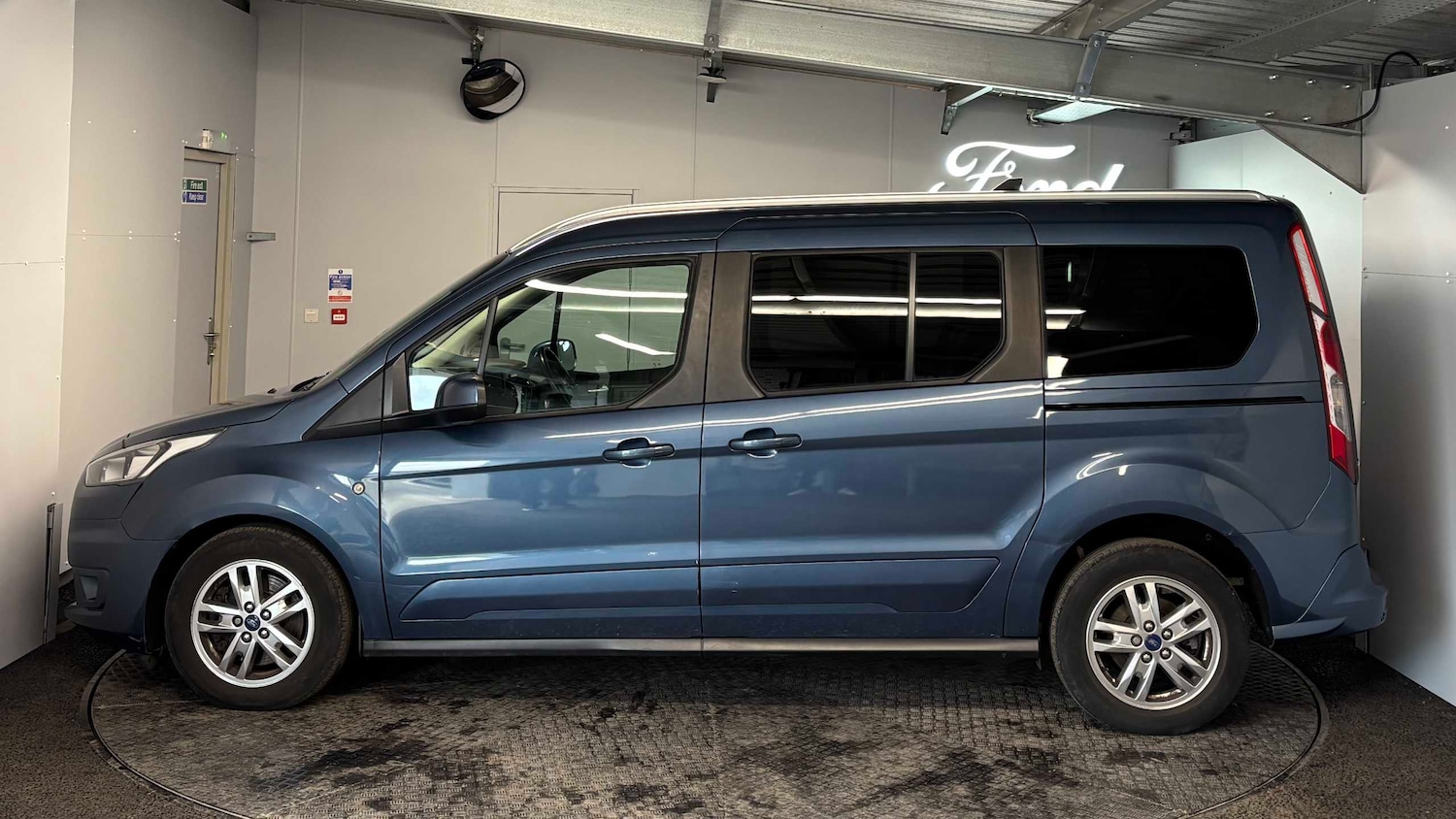 Used Ford Grand Tourneo Connect 2020 for sale - 77472551: Photo 8