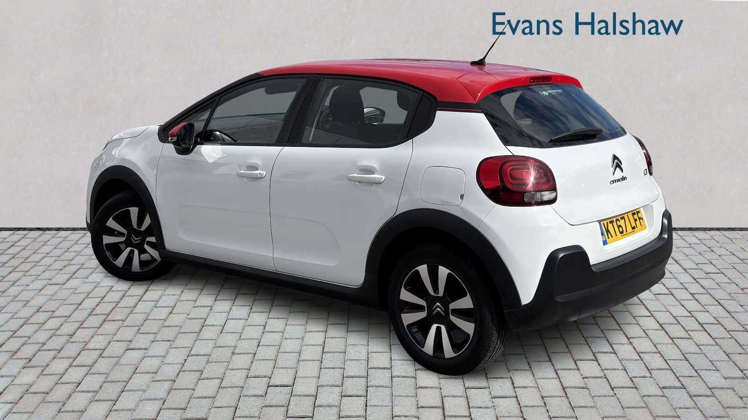 Used Citroen C3 2018 for sale - 77886116: Photo 2