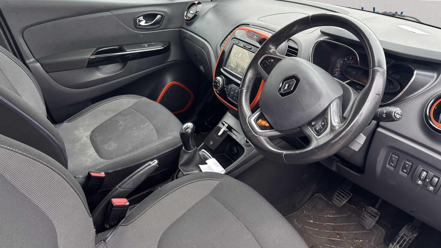 Used Renault Captur 2016 for sale - 77648935: Photo 6