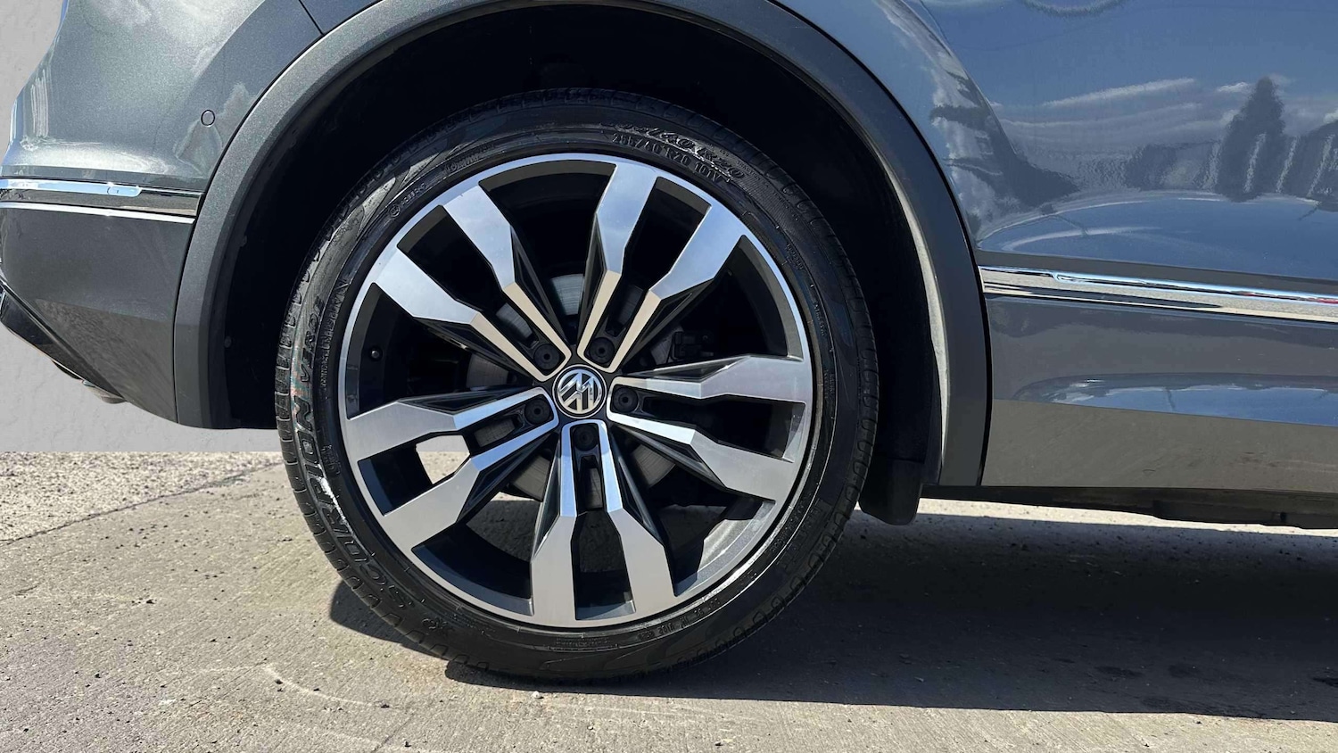 Used Volkswagen Tiguan 2020 for sale - 75841741: Photo 10