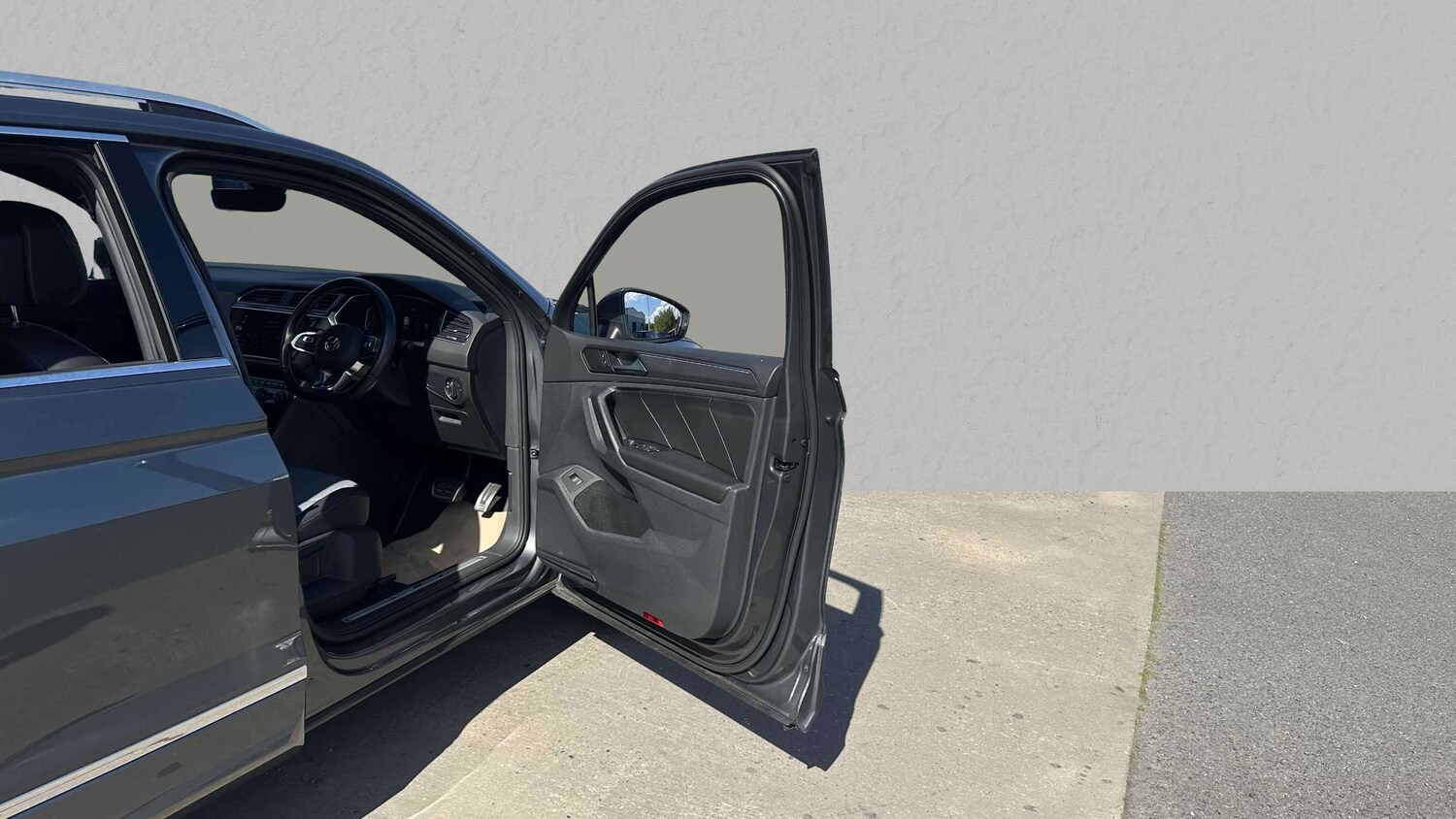 Used Volkswagen Tiguan 2020 for sale - 75841741: Photo 16