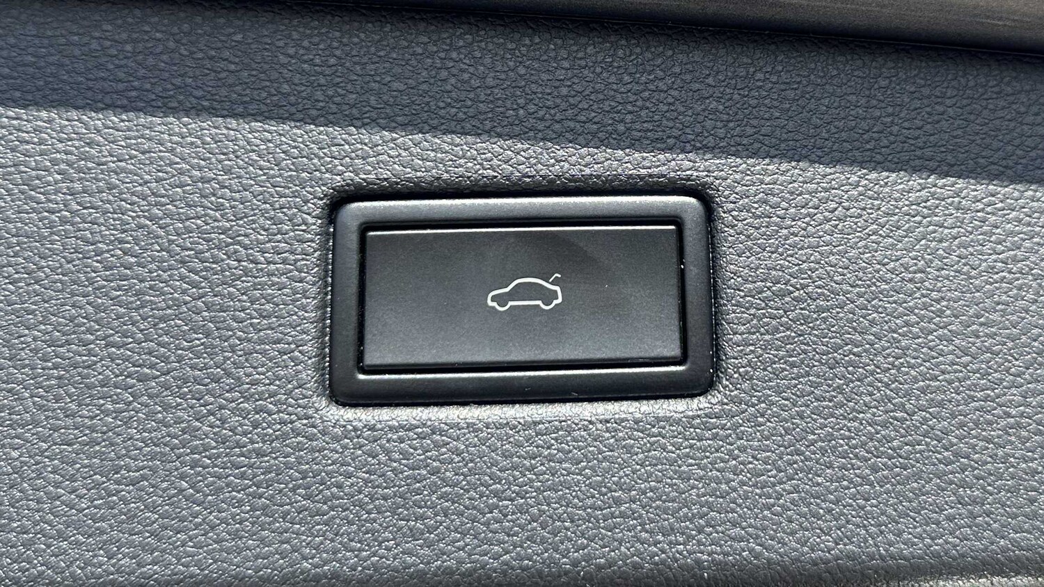 Used Volkswagen Tiguan 2020 for sale - 75841741: Photo 9