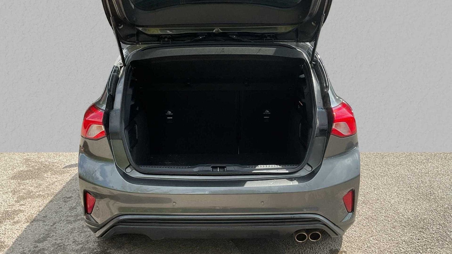 Used Ford Focus 2020 for sale - 76692091: Photo 4