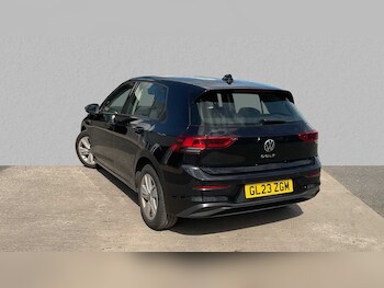 Used Volkswagen Golf 2023 for sale - 75841408: Photo