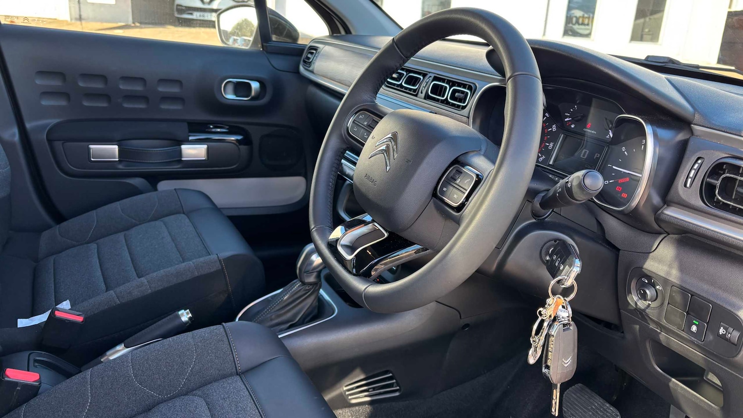 Used Citroen C3 2024 for sale - 76610592: Photo 6