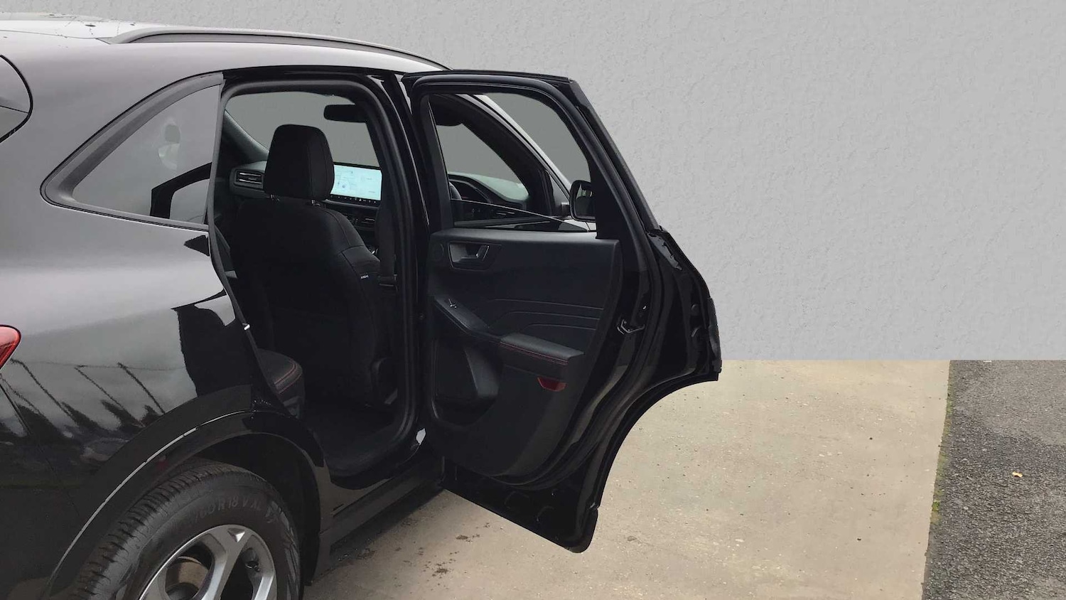 Used Ford Kuga 2024 for sale - 76125899: Photo 13