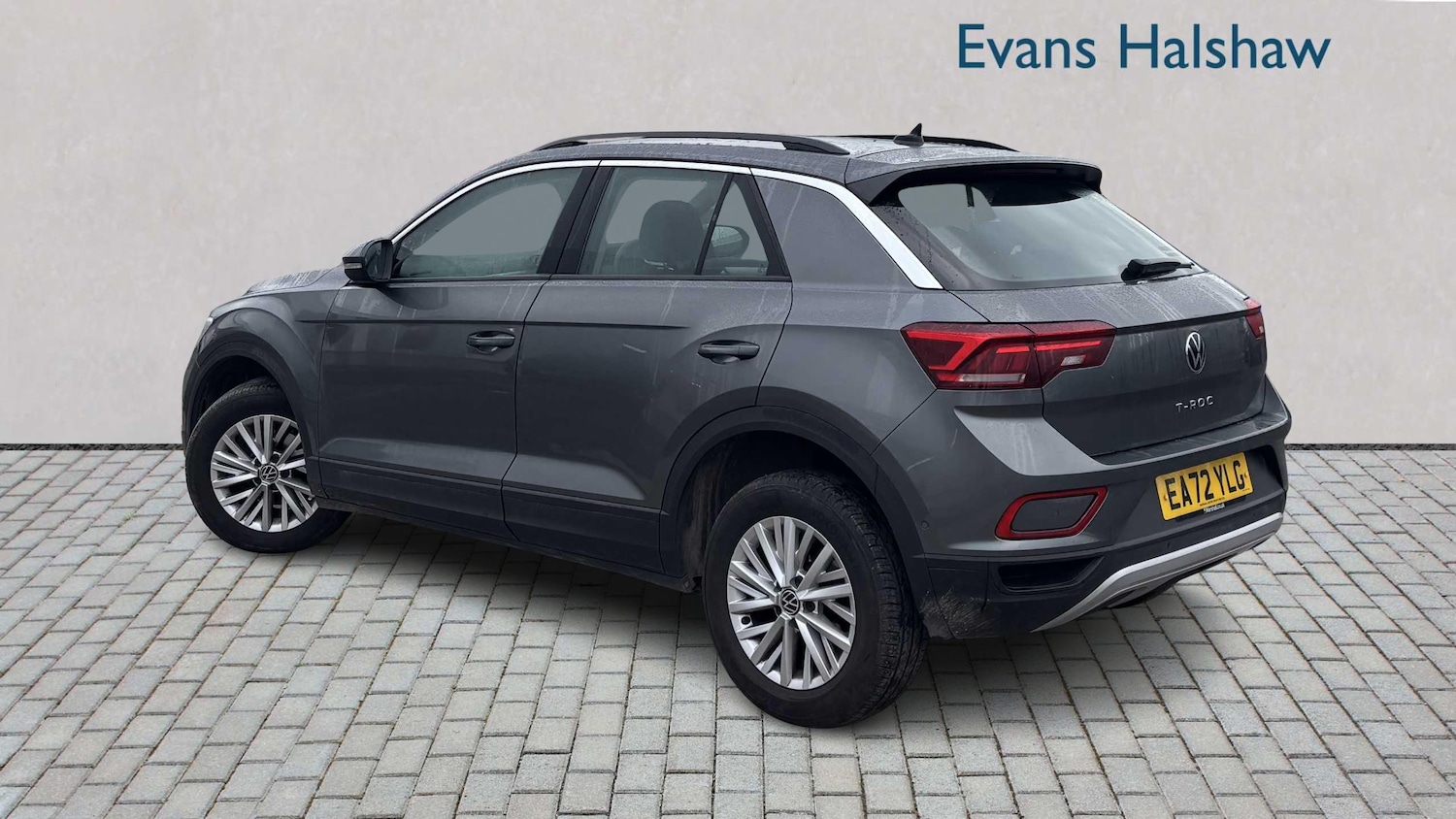 Used Volkswagen T-Roc 2022 for sale - 77373815: Photo 2