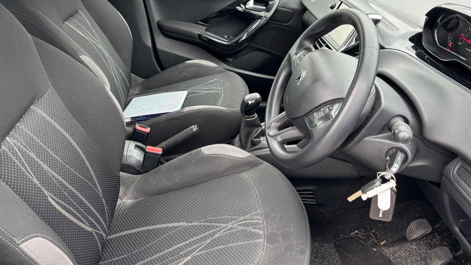 Used Peugeot 208 2013 for sale - 78037835: Photo 7