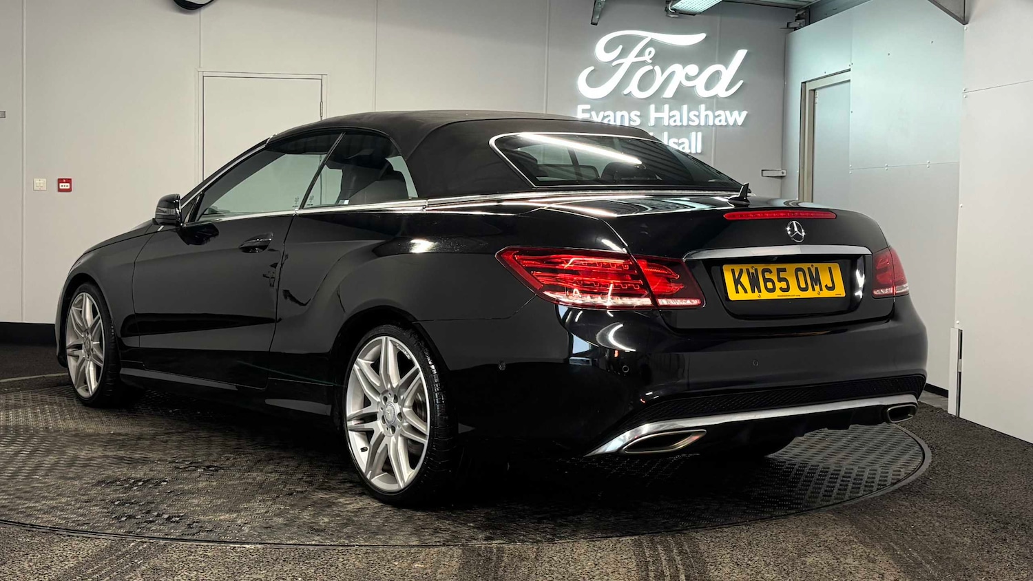 Used Mercedes-Benz E Class 2016 for sale - 76704992: Photo 10