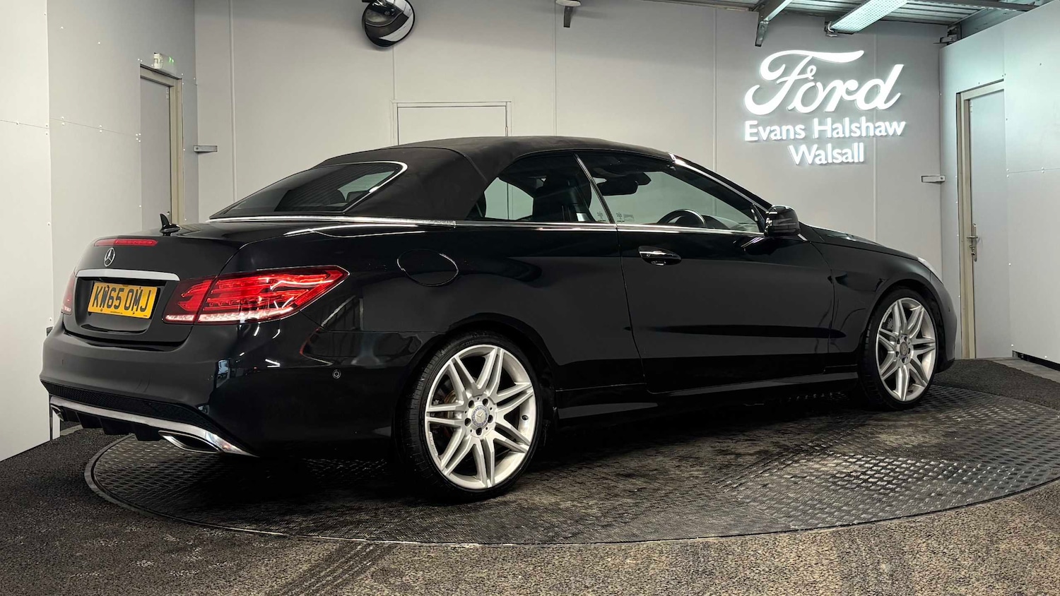 Used Mercedes-Benz E Class 2016 for sale - 76704992: Photo 12