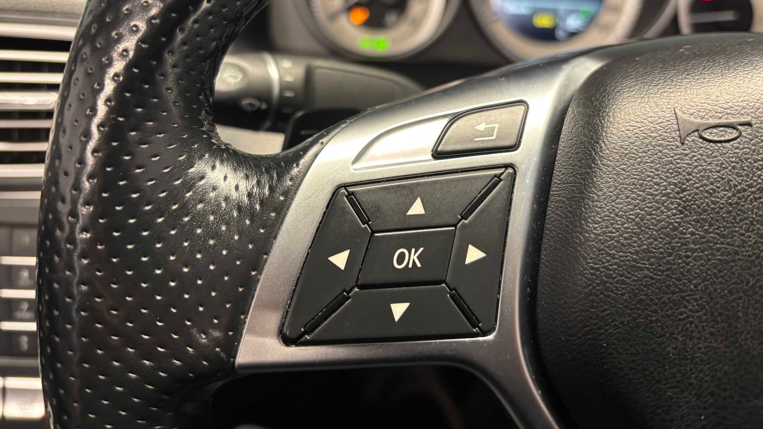 Used Mercedes-Benz E Class 2016 for sale - 76704992: Photo 25