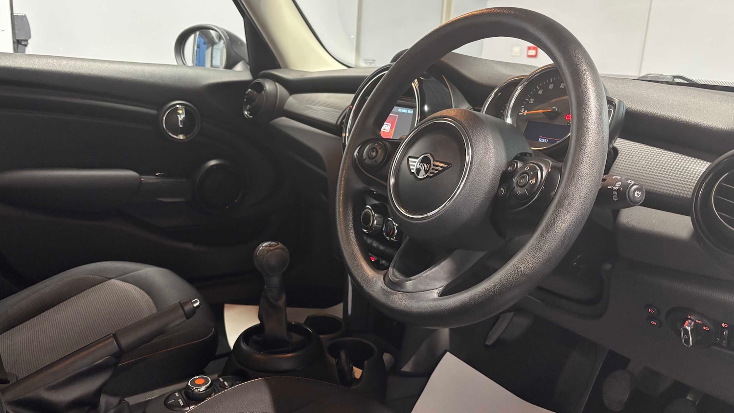 Used MINI Hatch 2018 for sale - 77178835: Photo 13