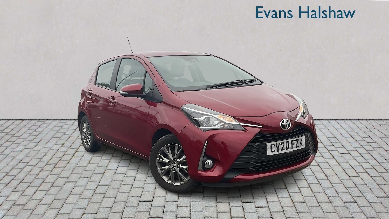 Used Toyota Yaris 2020 for sale - 76501837: Photo 1