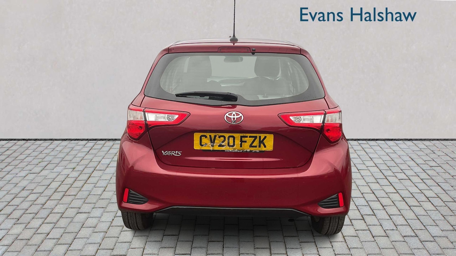 Used Toyota Yaris 2020 for sale - 76501837: Photo 4