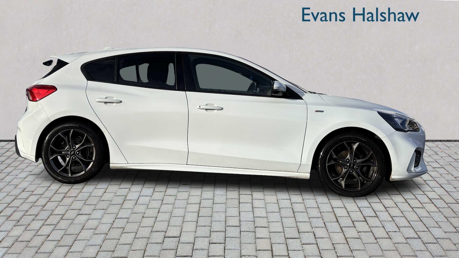 Used Ford Focus 2020 for sale - 76875706: Photo 3