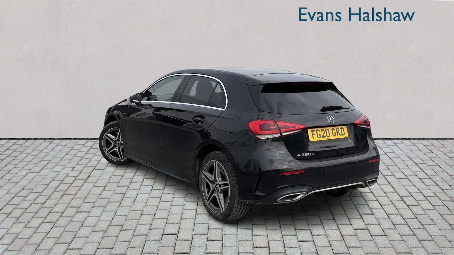 Used Mercedes-Benz A-Class 2020 for sale - 77996032: Photo 2