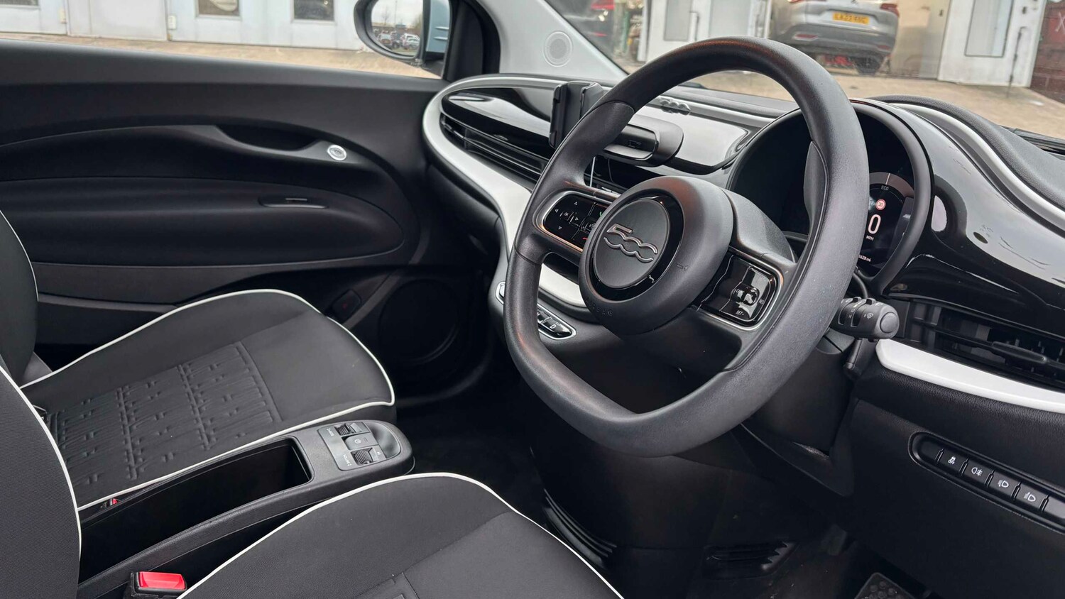 Used Fiat 500 2022 for sale - 77068585: Photo 6