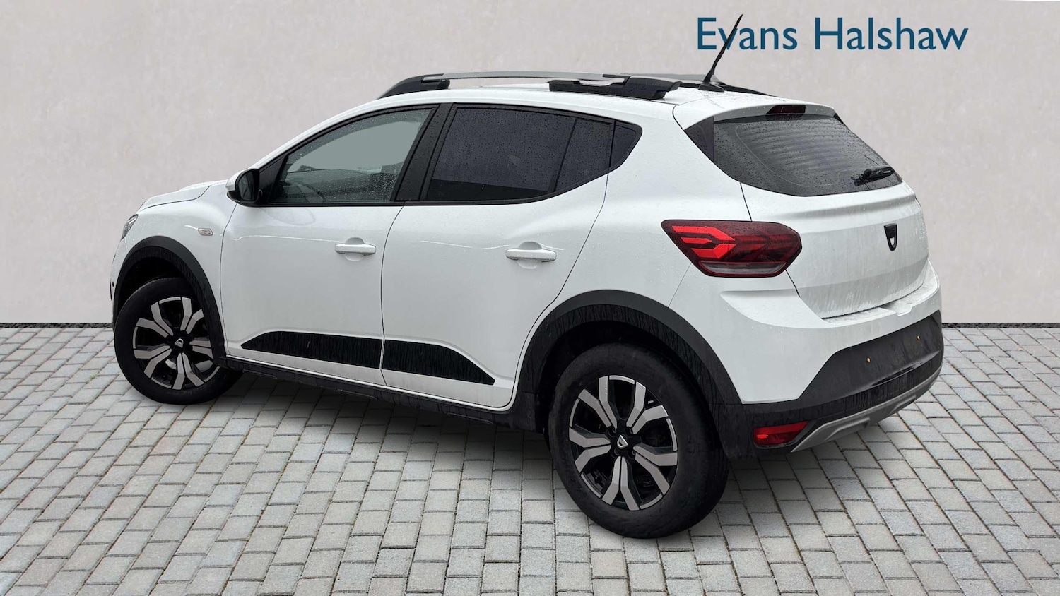 Used Dacia Sandero Stepway 2022 for sale - 77194602: Photo 2