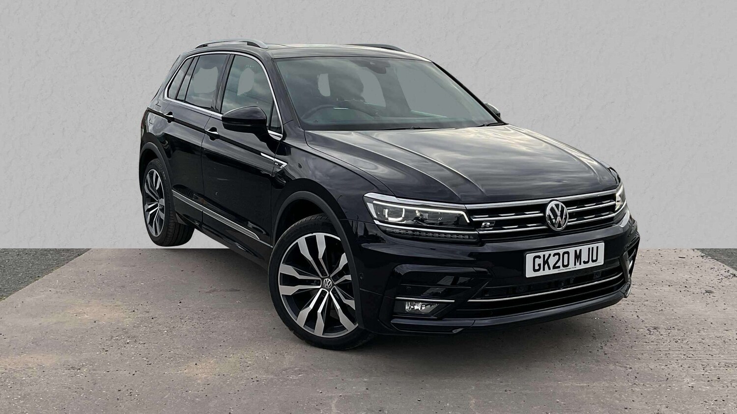 Used Volkswagen Tiguan 2020 for sale - 76125721: Photo 1