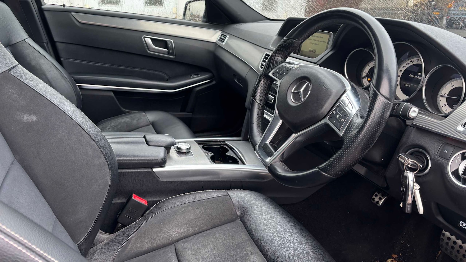 Used Mercedes-Benz E Class 2014 for sale - 76692141: Photo 6