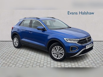 Used Volkswagen T-Roc 2022 for sale - 77686469: Photo