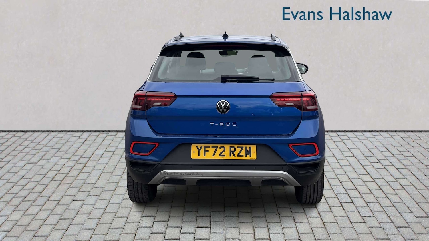 Used Volkswagen T-Roc 2022 for sale - 77686469: Photo 5