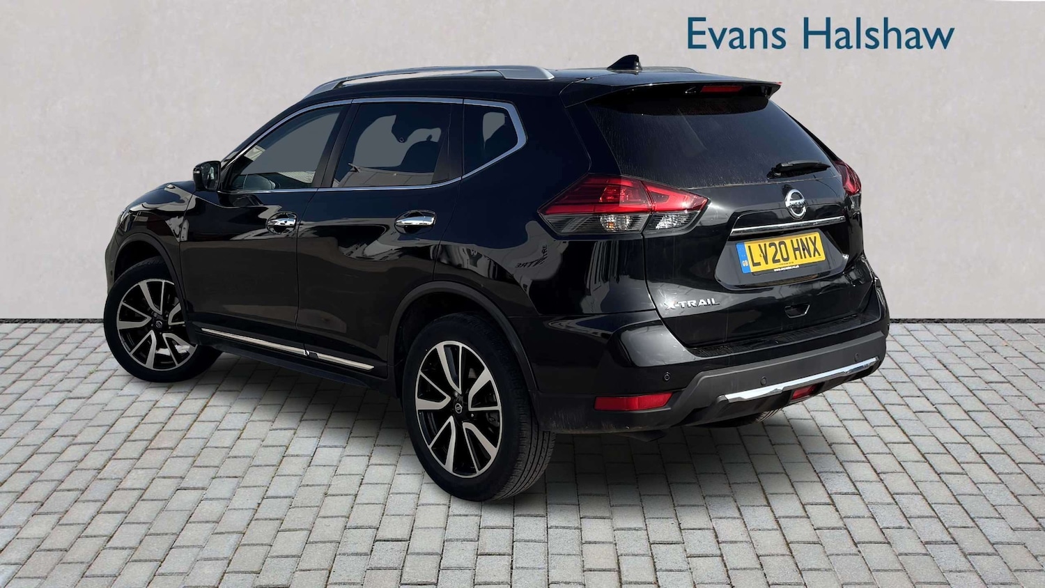 Used Nissan X-Trail 2020 for sale - 77772292: Photo 2