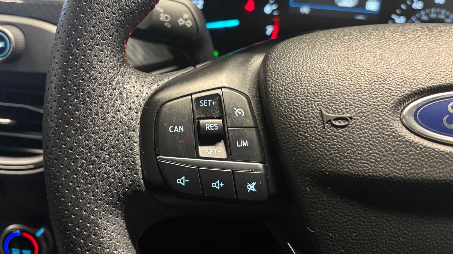 Used Ford Focus for sale - 77861664: Photo 16