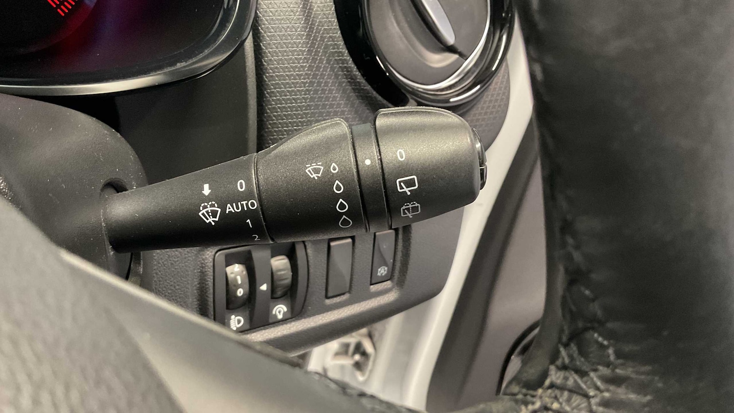 Used Renault Clio 2019 for sale - 76004496: Photo 23