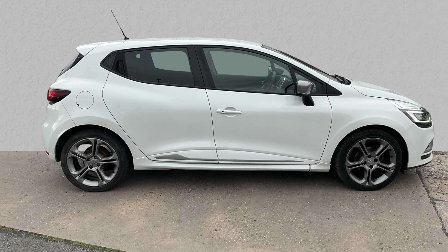 Used Renault Clio 2019 for sale - 76004496: Photo 3