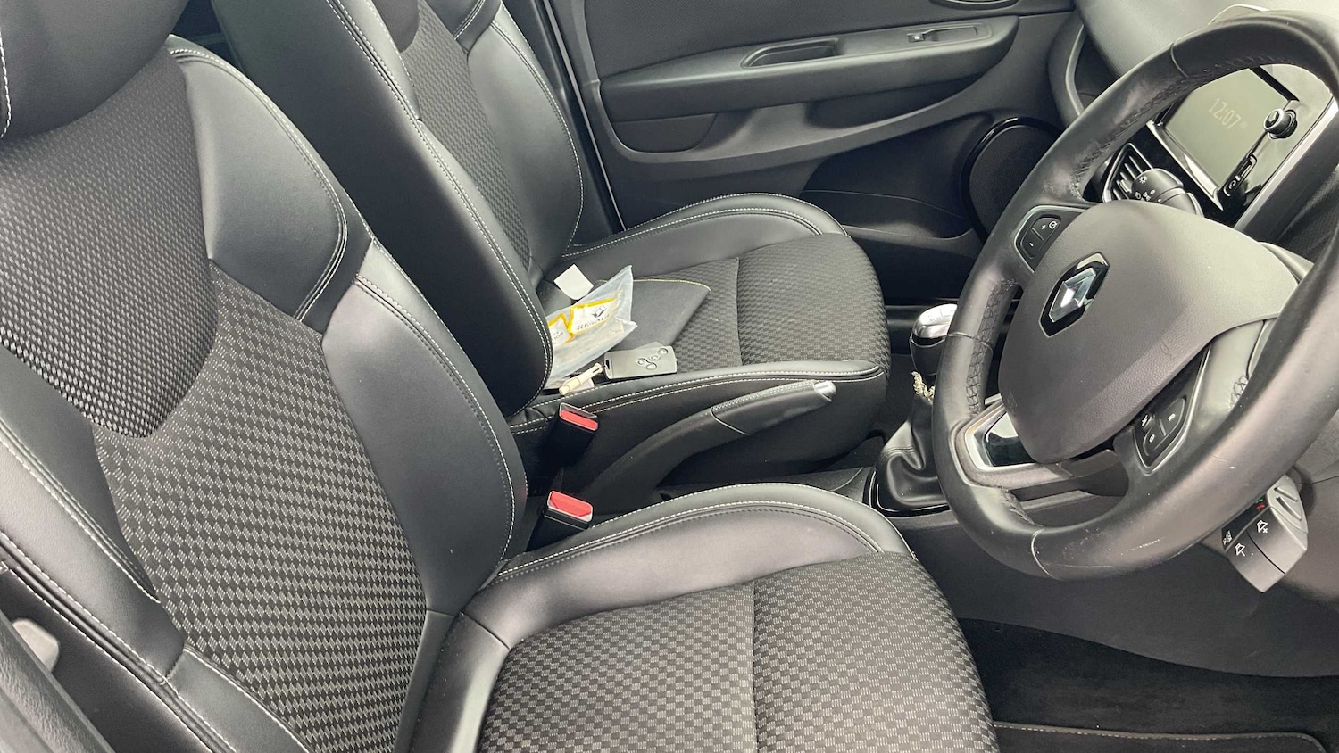 Used Renault Clio 2019 for sale - 76004496: Photo 7