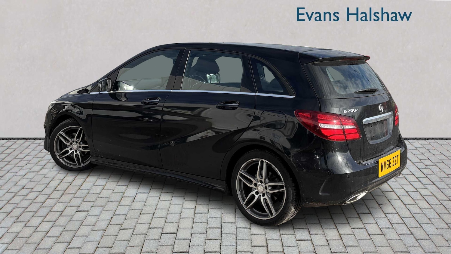 Used Mercedes-Benz B Class 2016 for sale - 77361356: Photo 2