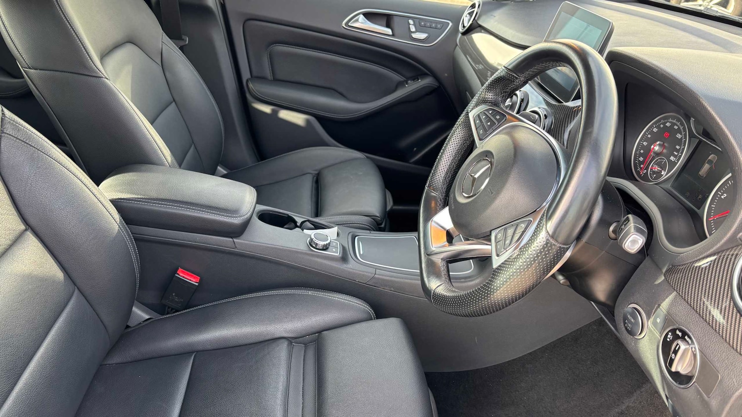 Used Mercedes-Benz B Class 2016 for sale - 77361356: Photo 7