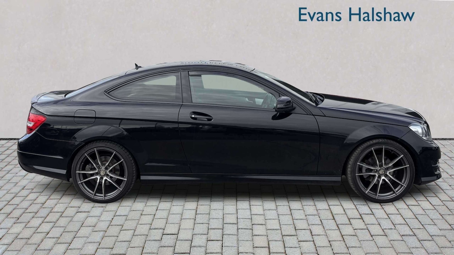 Used Mercedes-Benz C Class 2014 for sale - 78089835: Photo 3