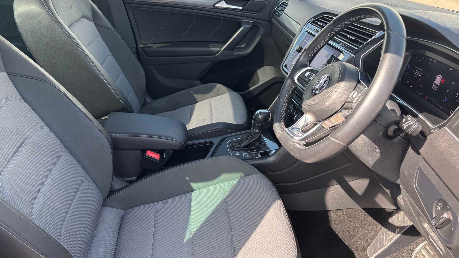 Used Volkswagen Tiguan 2019 for sale - 78173624: Photo 7