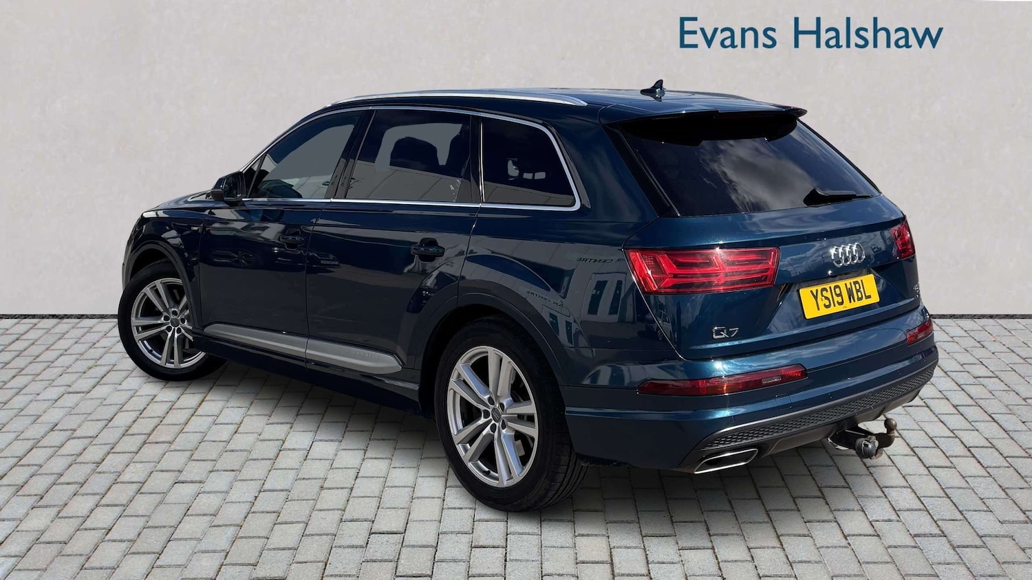 Used Audi Q7 for sale - 78118573: Photo 2