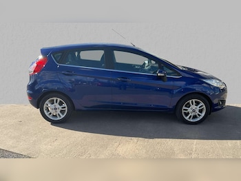 Used Ford Fiesta 2016 for sale - 76034896: Photo