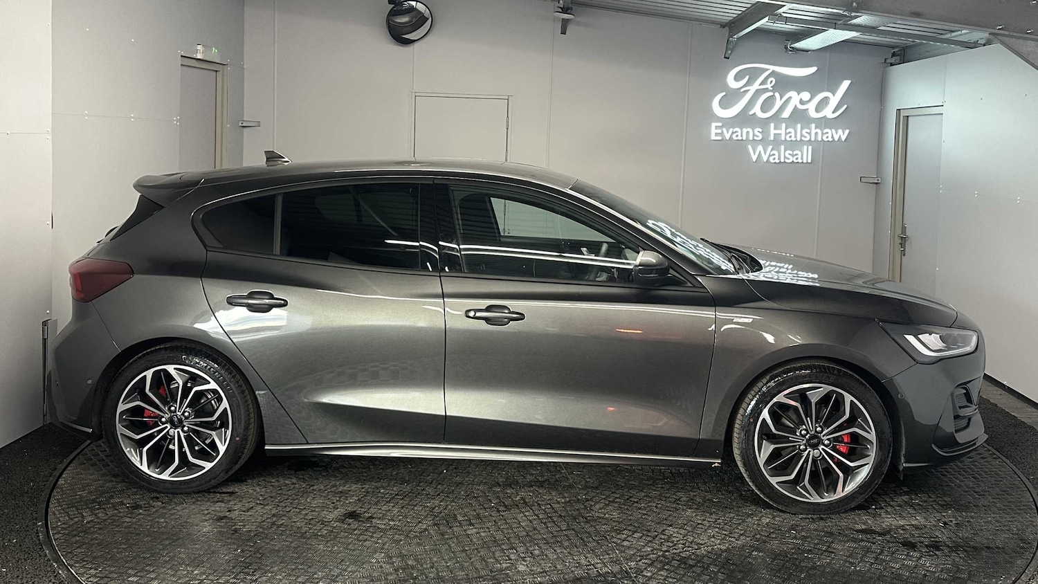 Used Ford Focus 2025 for sale - 76889830: Photo 4