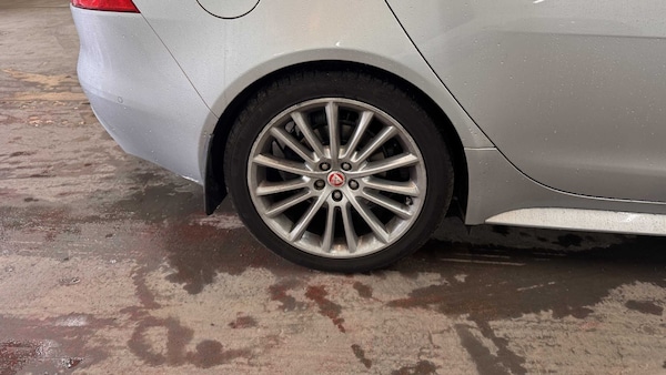 Used Jaguar XE 2016 for sale - 76286273: Photo 13