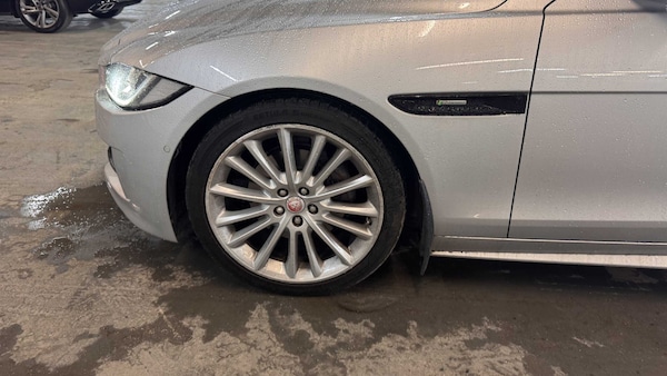 Used Jaguar XE 2016 for sale - 76286273: Photo 15