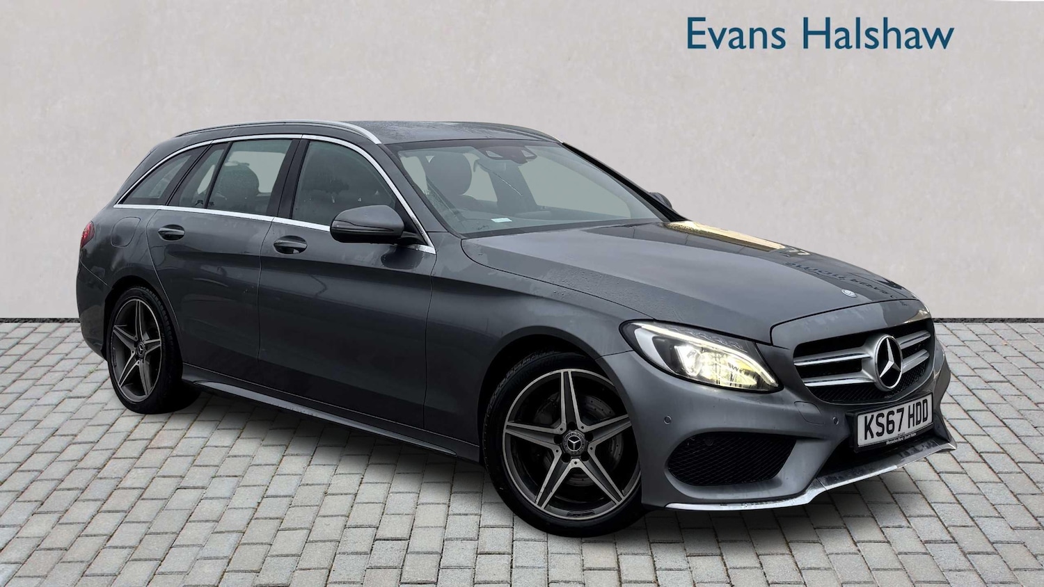 Used Mercedes-Benz C Class 2017 for sale - 77158456: Photo 1