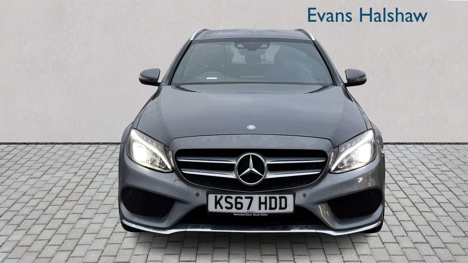 Used Mercedes-Benz C Class 2017 for sale - 77158456: Photo 4